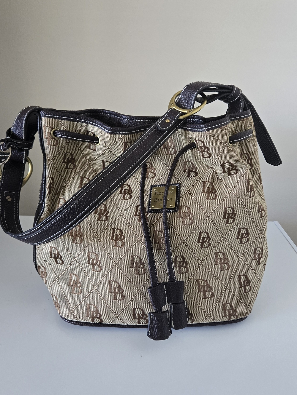 Dooney & Bourke Logo Brown And Tan Bag